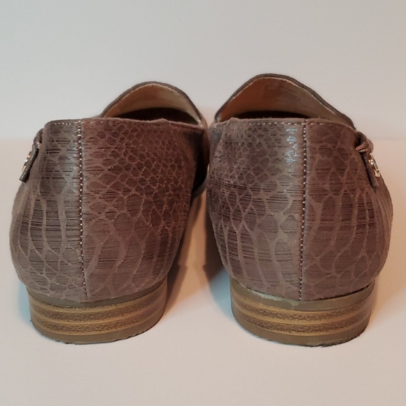 Snake print loafers - Picture 10 of 15